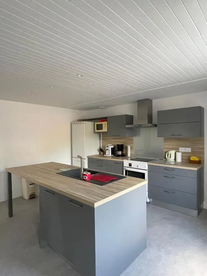 הוילה Villecomtal La Loge D'Evelyne 0*,  צרפת